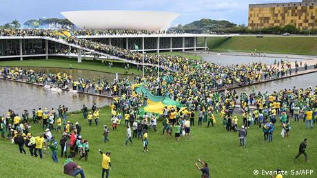 Brasil Rusuh, Istana Presiden hingga Gedung Kongres Diserbu Demonstran