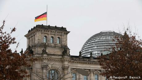 Jerman Peringati 25 Tahun Hari Korban Kejahatan Nazi Hitler