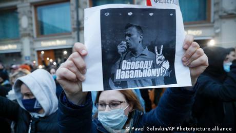 Kondisi Kritis, Dokter Mendesak Alexei Navalny untuk Akhiri Aksi Mogok Makan