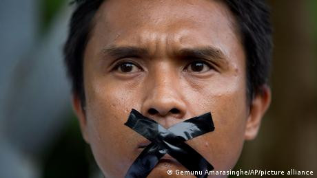 Militer Myanmar Menangkap Jurnalis dan Larang Media Independen Beroperasi