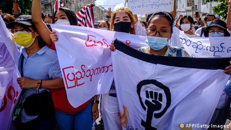 Kiprah Perempuan Myanmar di Barisan Depan Perang Melawan Junta