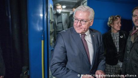 Pertama Kali Sejak Invasi, Presiden Jerman Kunjungi Kyiv
