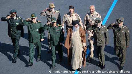 Siapa Bisa Desak Iran Patuhi Deeskalasi?