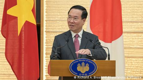 Gejolak Politik di Balik Pengunduran Diri Presiden Vietnam