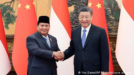 Menilik Makna Pertemuan Prabowo dengan Xi Jinping