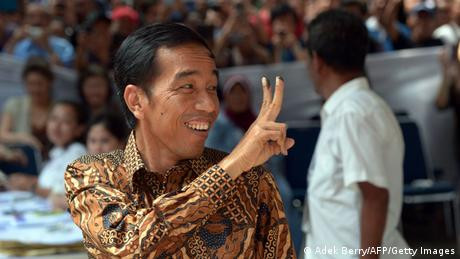 Jokowi Sebagai Korban Hoaks Masih Lebih Beruntung Dibanding Korban Hoaks Lain