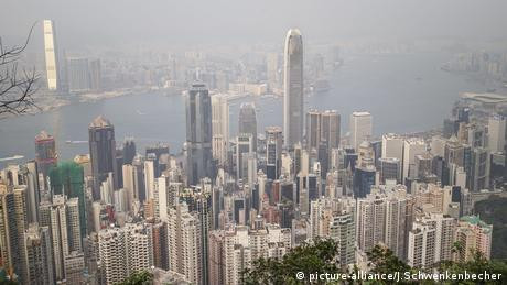 Cina Ancam Balik Inggris Terkait Penangguhan Ekstradisi Hong Kong